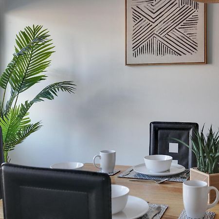 Niche Sunrise Townhouse Villa Chelmsford Eksteriør billede